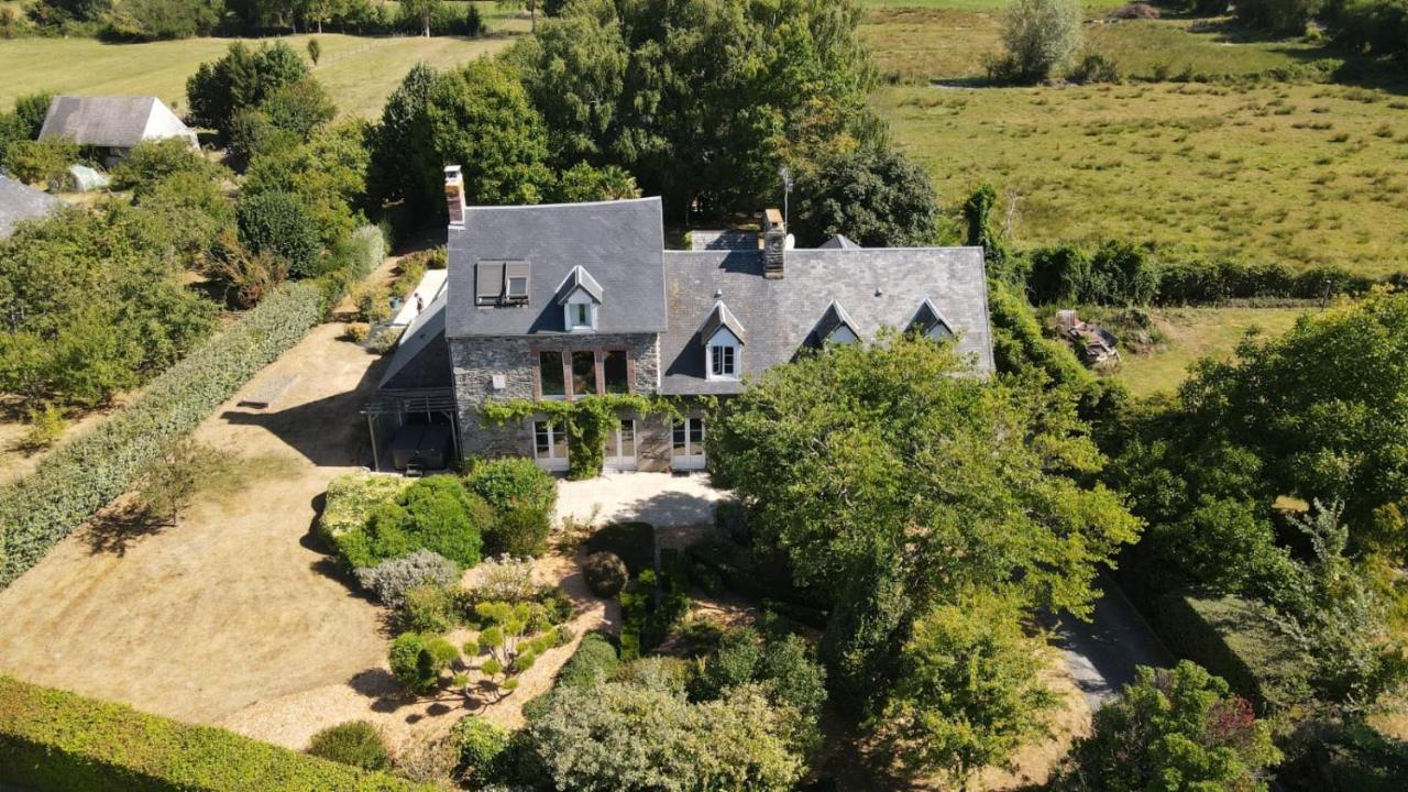 Gite De Charme "La Maison Saint-Leonard" Avec Piscine, Spa, Vue Sur Le Mont Saint-Michel Vains Екстер'єр фото